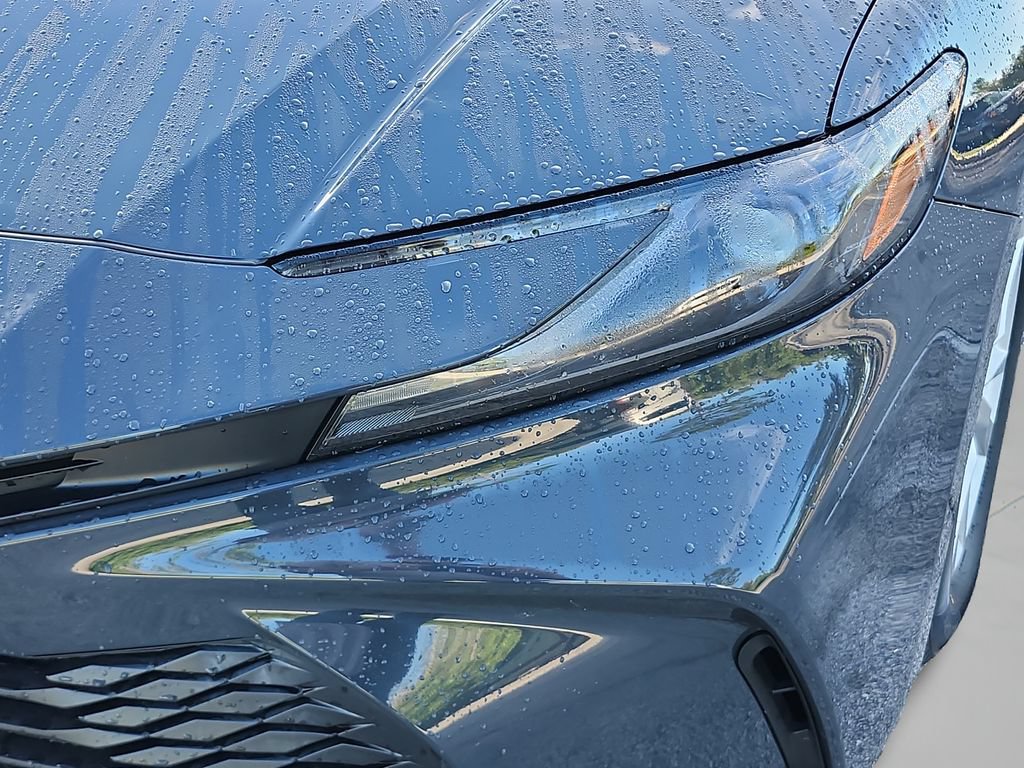 Used 2025 Toyota Camry LE FWD image 14
