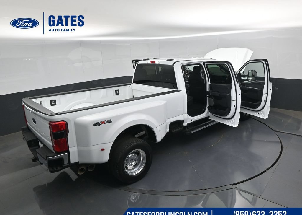 Used 2025 Ford F350 Lariat AWD/4WD image 52