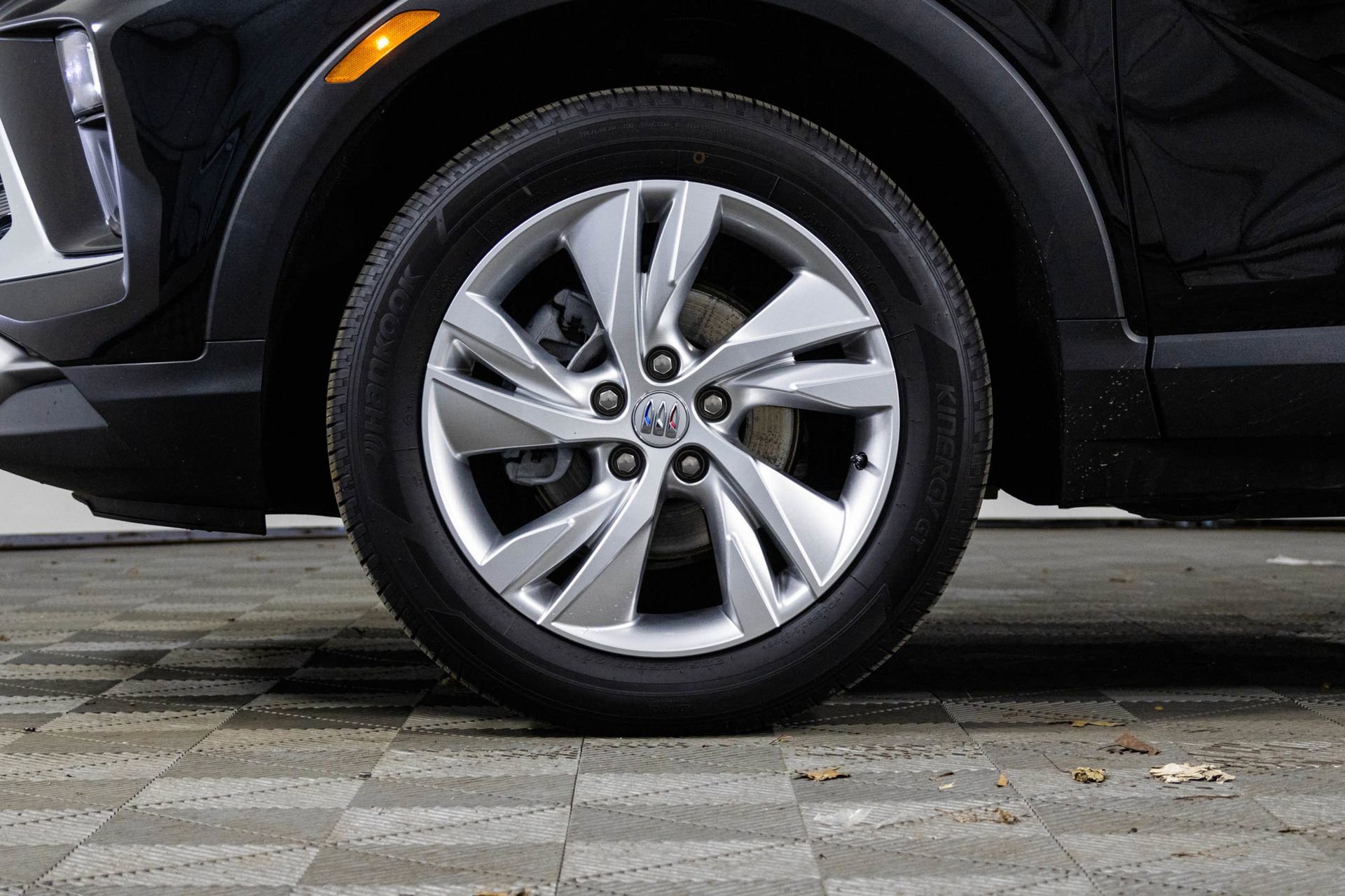 Certified 2025 Buick Encore GX Preferred image 43