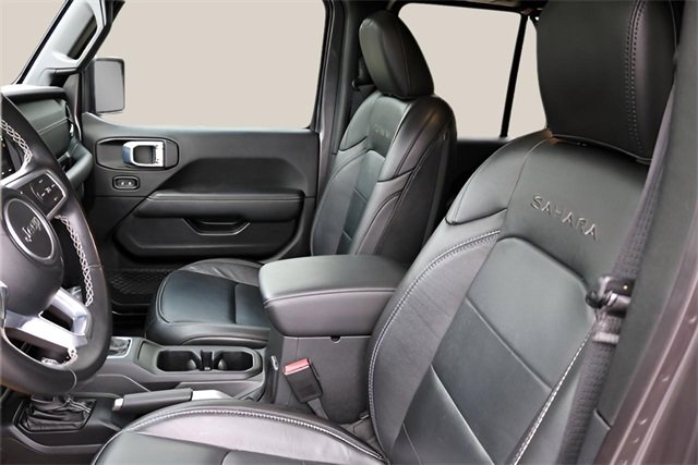 Used 2021 Jeep Wrangler Unlimited Sahara w/ Safety Group image 11