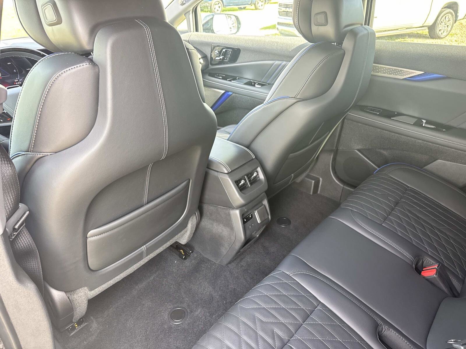 New 2026 Cadillac Optiq V w/ LPO, Floor Liner Package AWD/4WD image 12