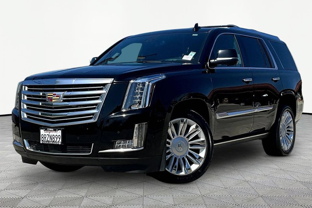 Used 2020 Cadillac Escalade Platinum AWD/4WD image 3