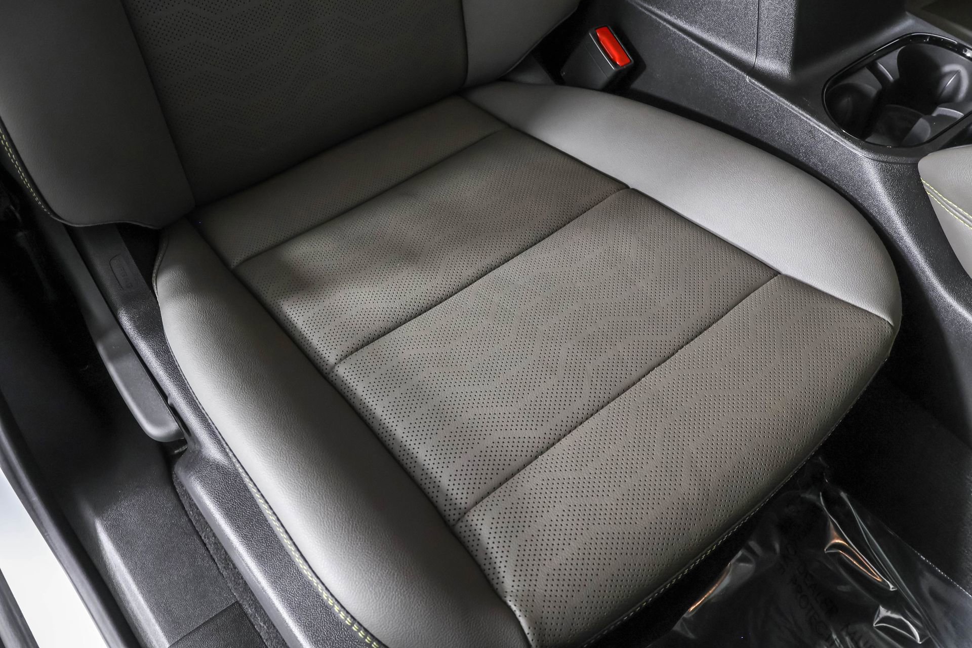 Certified 2025 Chevrolet Colorado ZR2 w/ Technology Package image 50