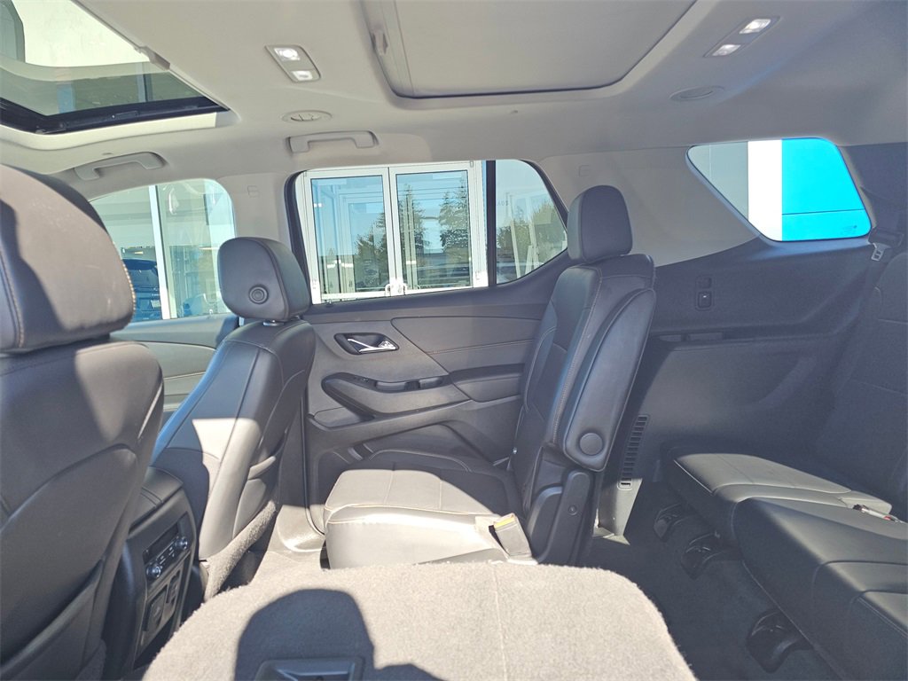 Used 2020 Chevrolet Traverse Premier w/ Redline Edition image 19