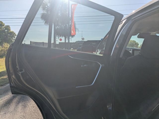 Certified 2025 Toyota RAV4 XLE image 23