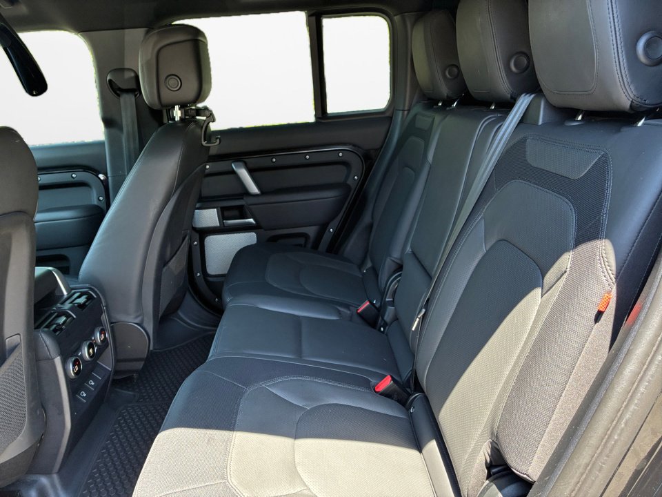 Used 2024 Land Rover Defender 130 Outbound AWD/4WD image 13