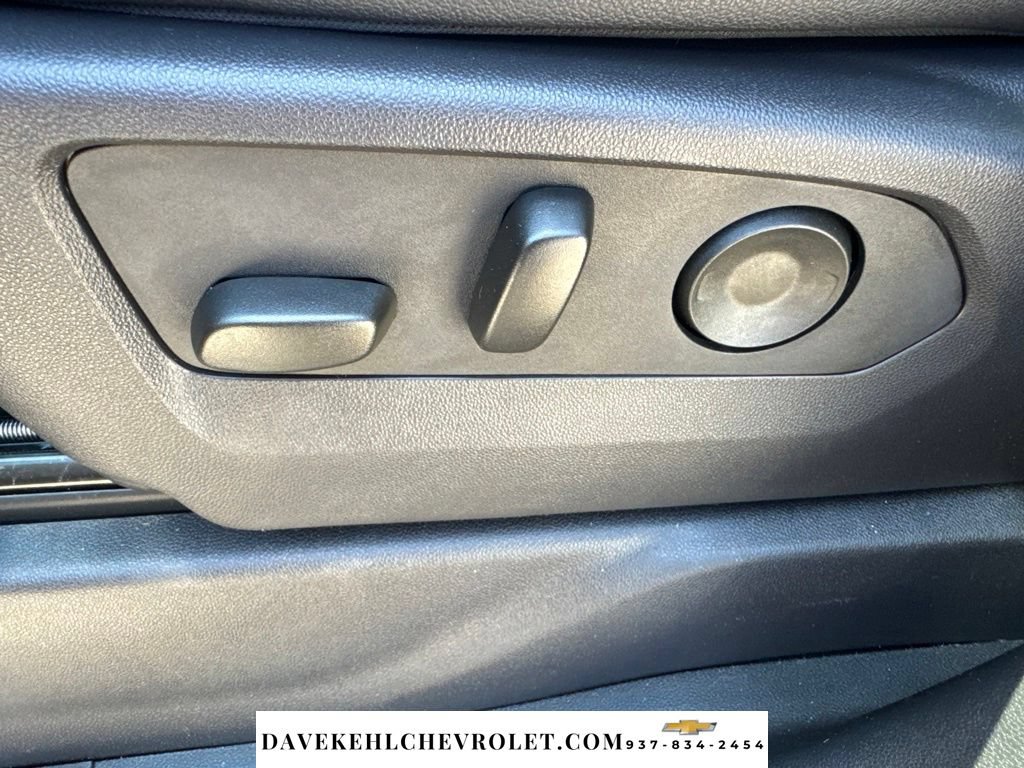 Used 2024 Chevrolet Silverado 2500 ZR2 w/ Technology Package AWD/4WD image 14