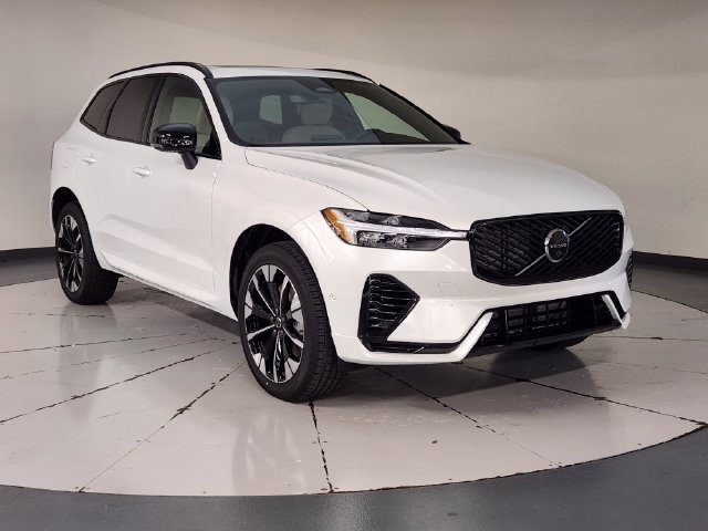 New 2027 Volvo XC60 T8 Plus AWD/4WD image 7