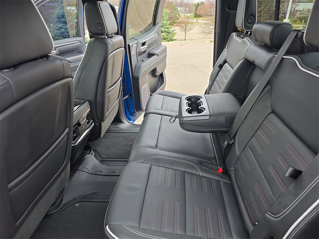 Used 2023 GMC Sierra 1500 AT4X image 14