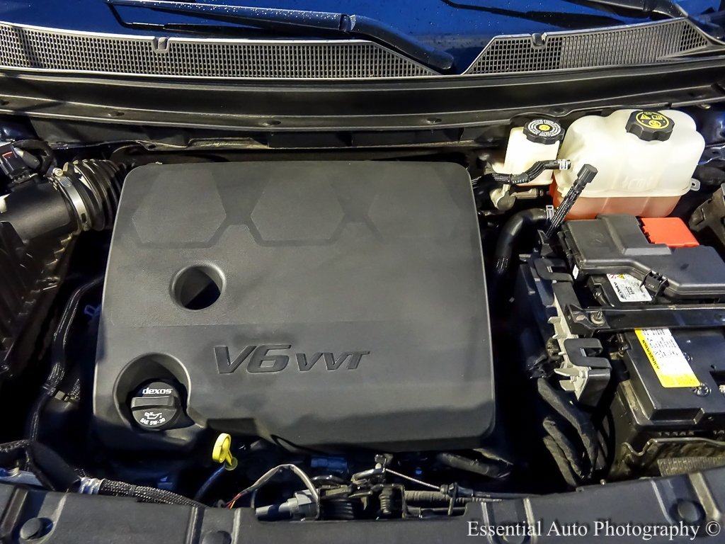 Used 2023 Chevrolet Traverse LS w/ Safety Package image 33