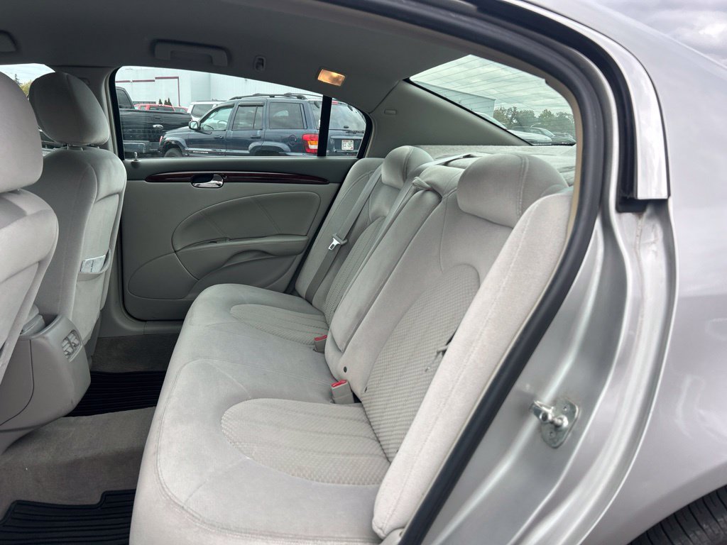 Used 2008 Buick Lucerne CX FWD image 6