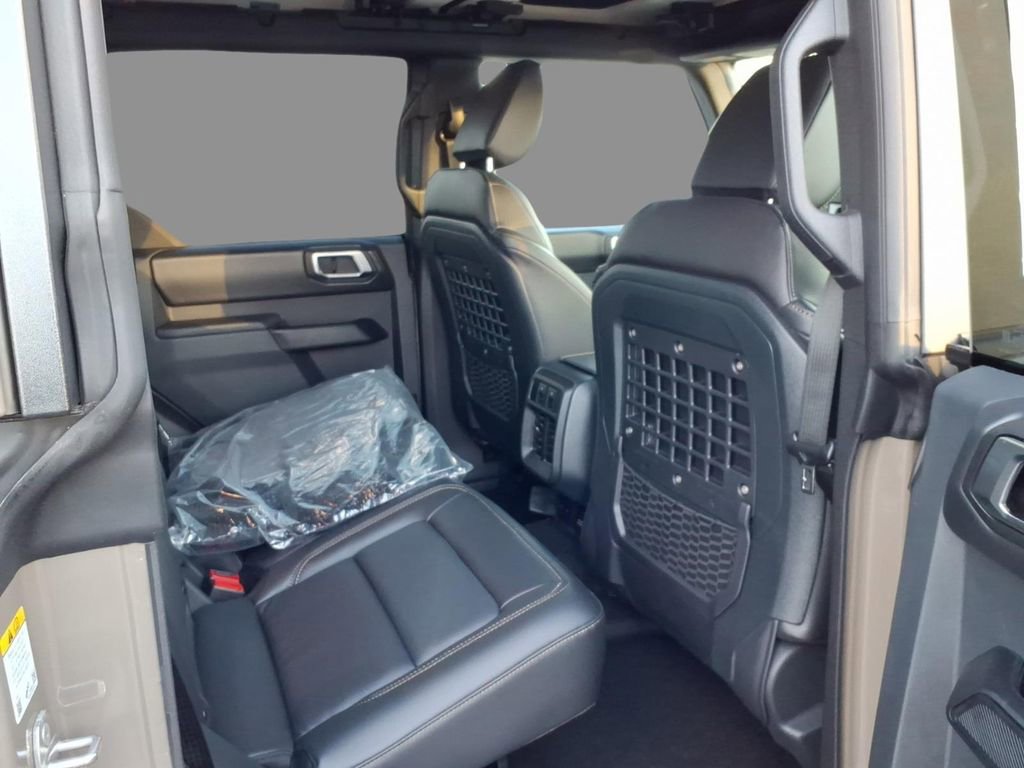 New 2025 Ford Bronco Badlands w/ Sasquatch Package image 11
