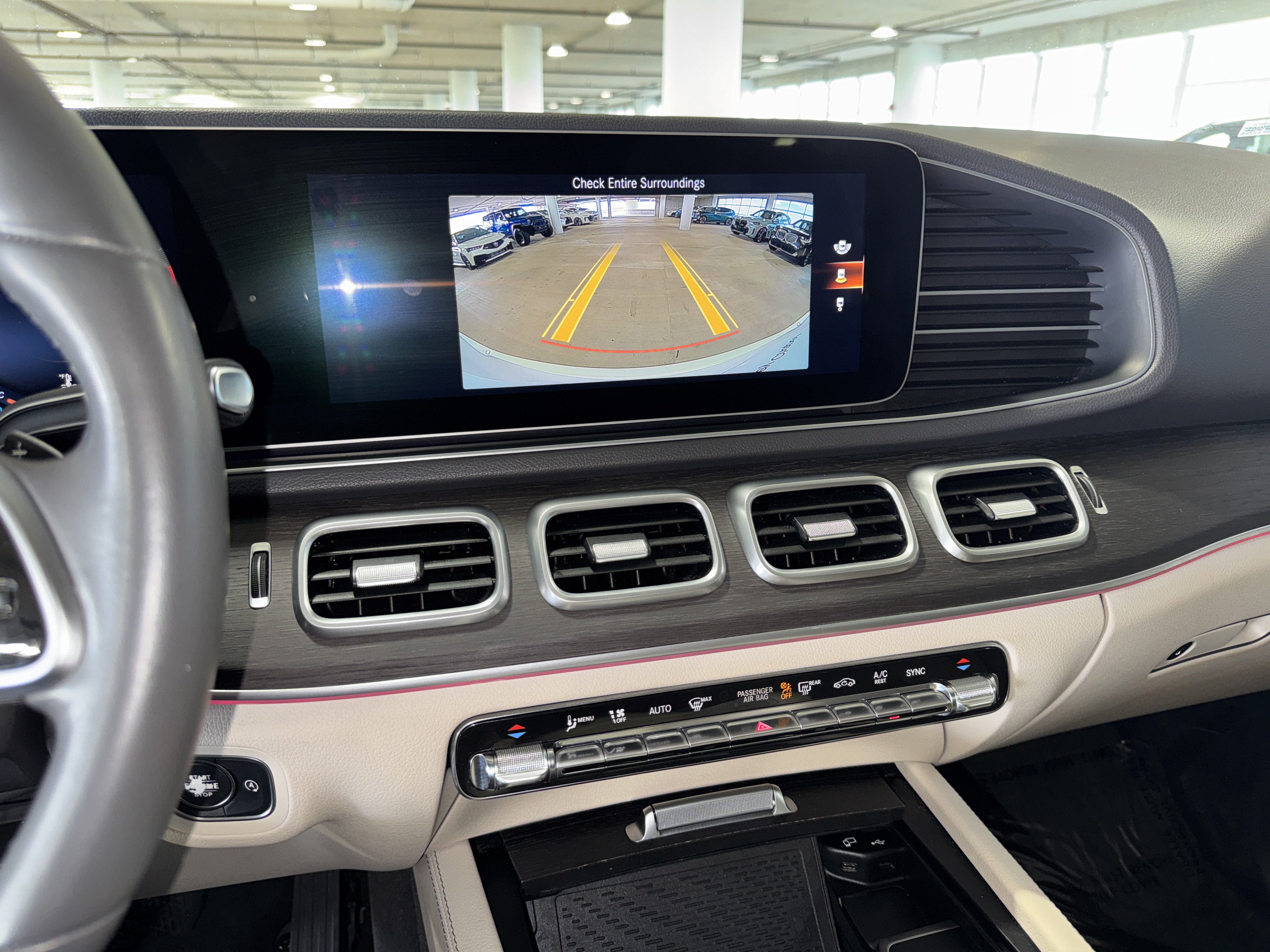 Used 2020 Mercedes-Benz GLE 350 4MATIC image 28