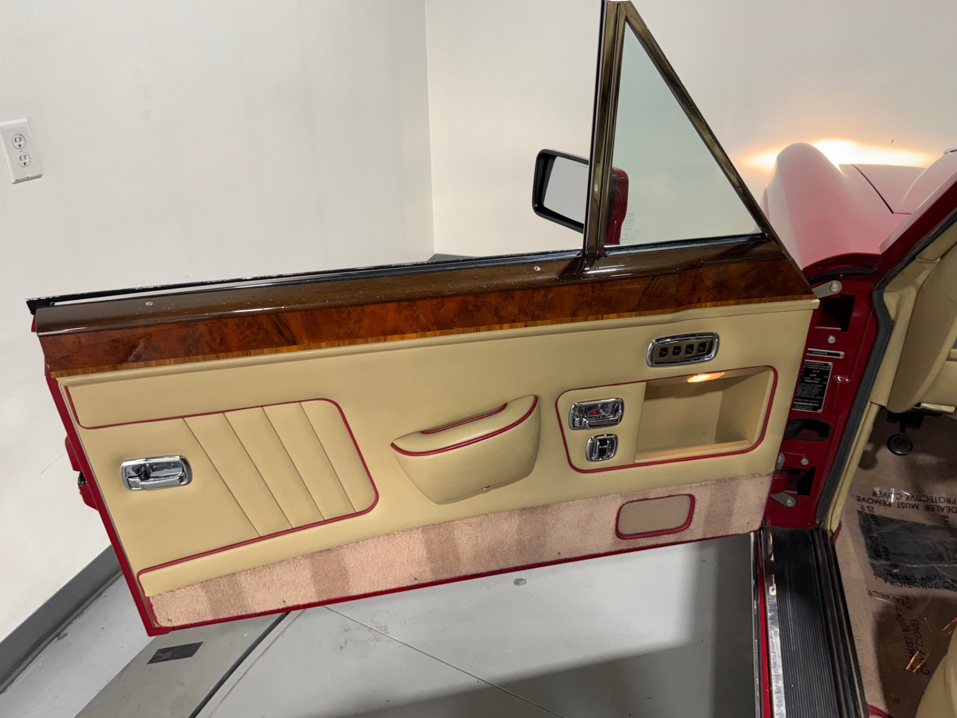 Used 1988 Rolls-Royce Corniche II image 29