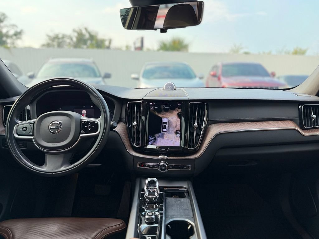 Used 2022 Volvo XC60 B6 Inscription w/ Advanced Package AWD/4WD image 27