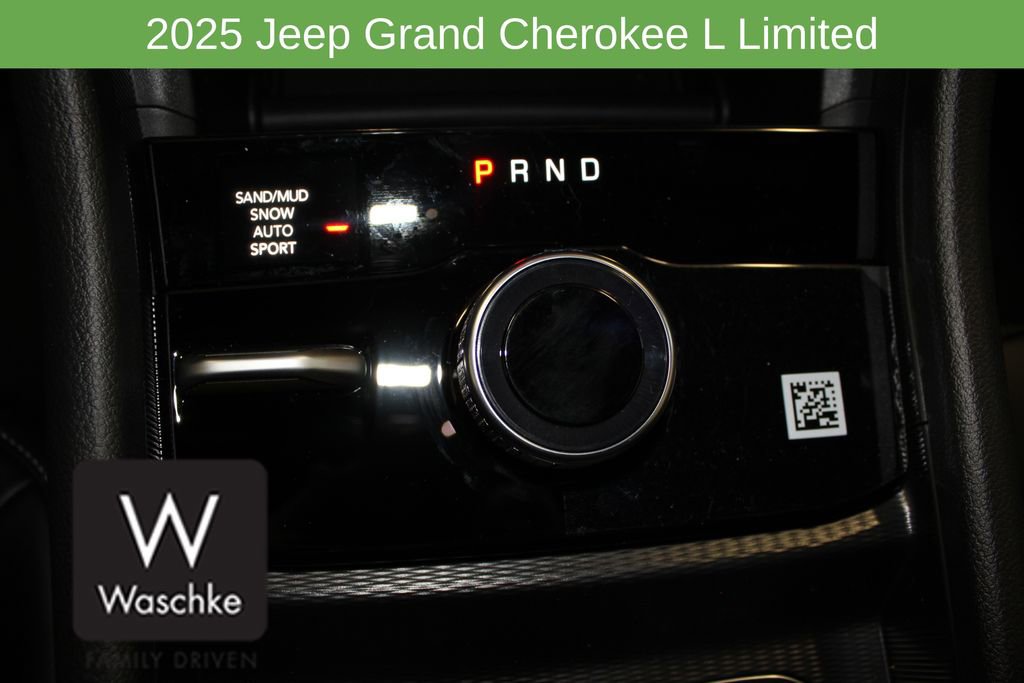 New 2025 Jeep Grand Cherokee L Limited w/ Trailer Tow Package image 35