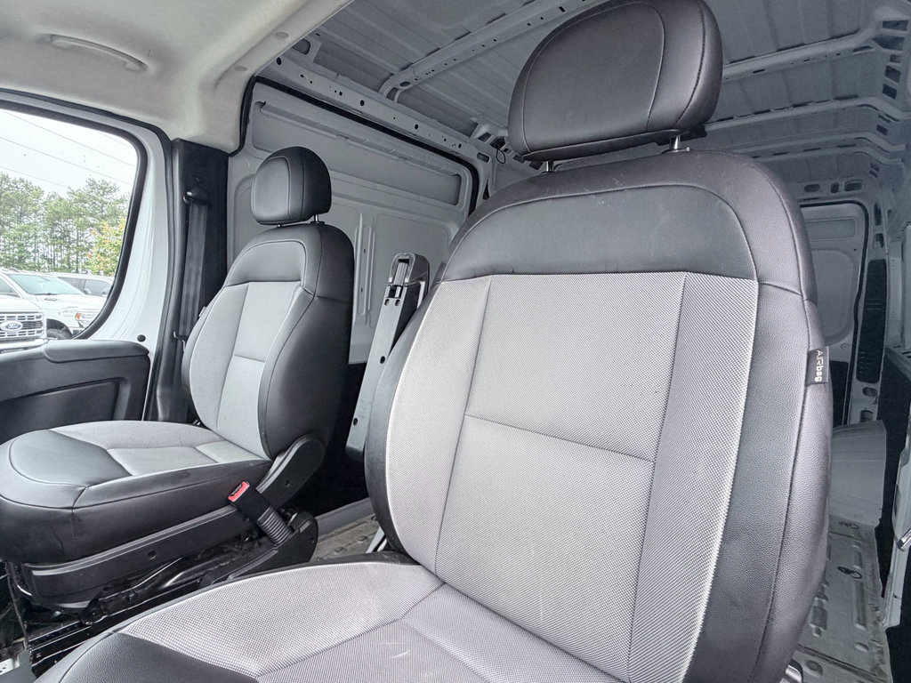 Used 2026 RAM ProMaster 2500 w/ Convenience Group FWD image 26