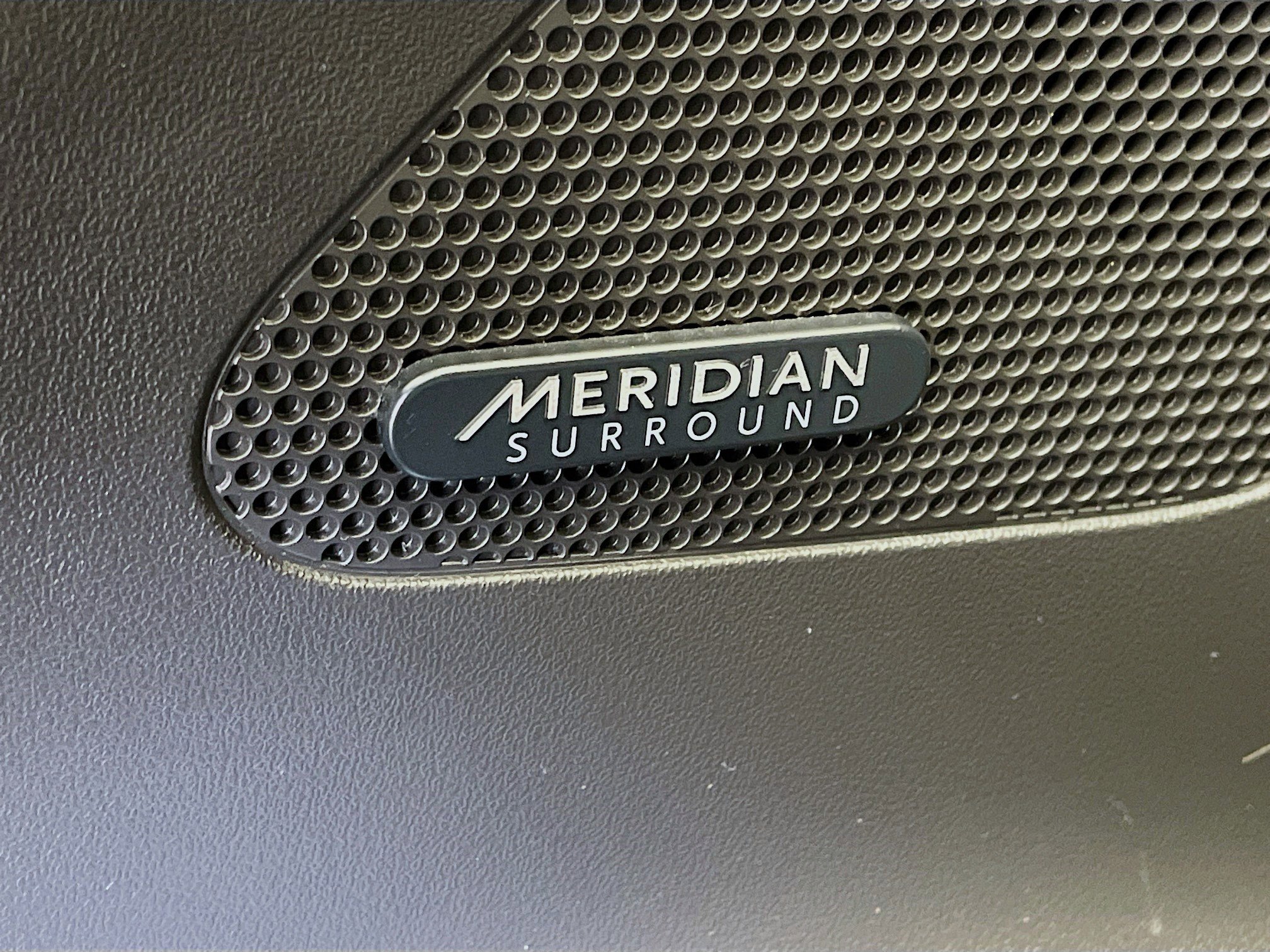 Used 2020 Jaguar F-PACE Prestige image 13