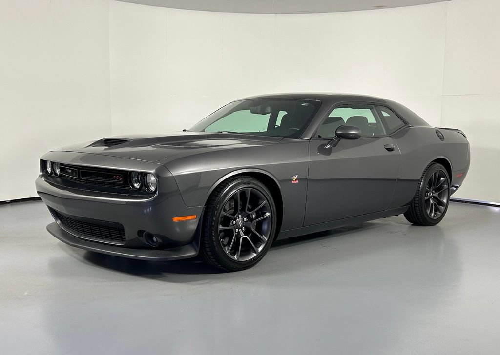 Used 2021 Dodge Challenger R/T Scat Pack RWD image 3