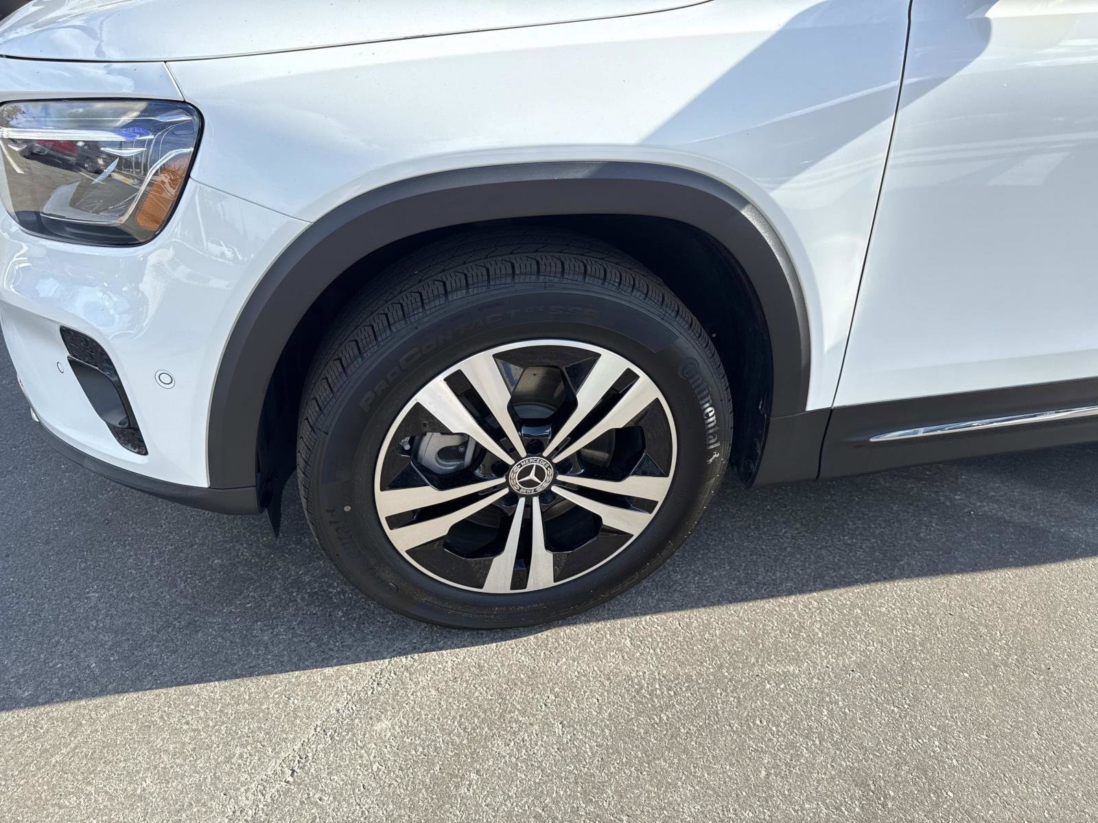 Used 2025 Mercedes-Benz GLB 250 image 9