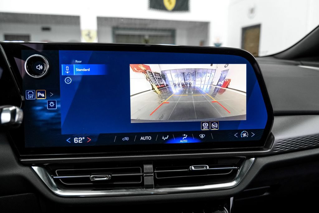 Used 2026 Chevrolet Equinox EV LT FWD image 21