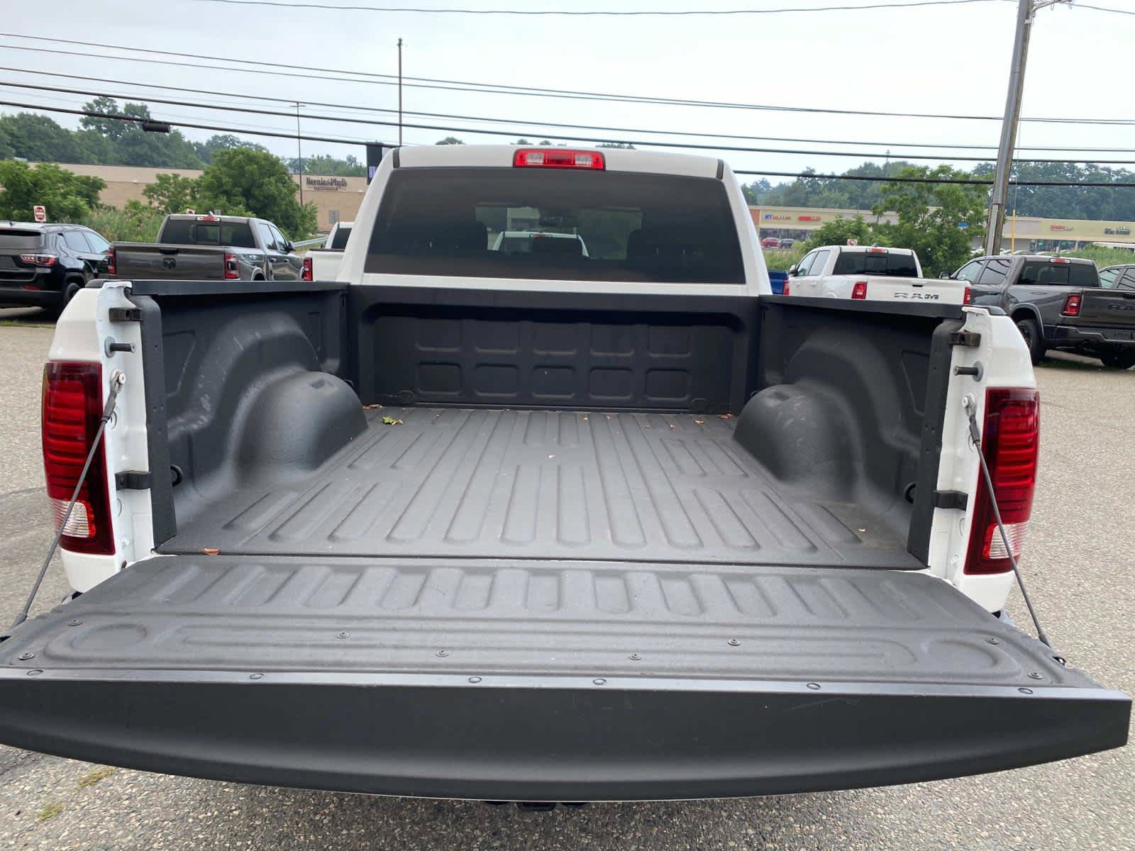 Certified 2022 RAM 1500 Warlock AWD/4WD image 6