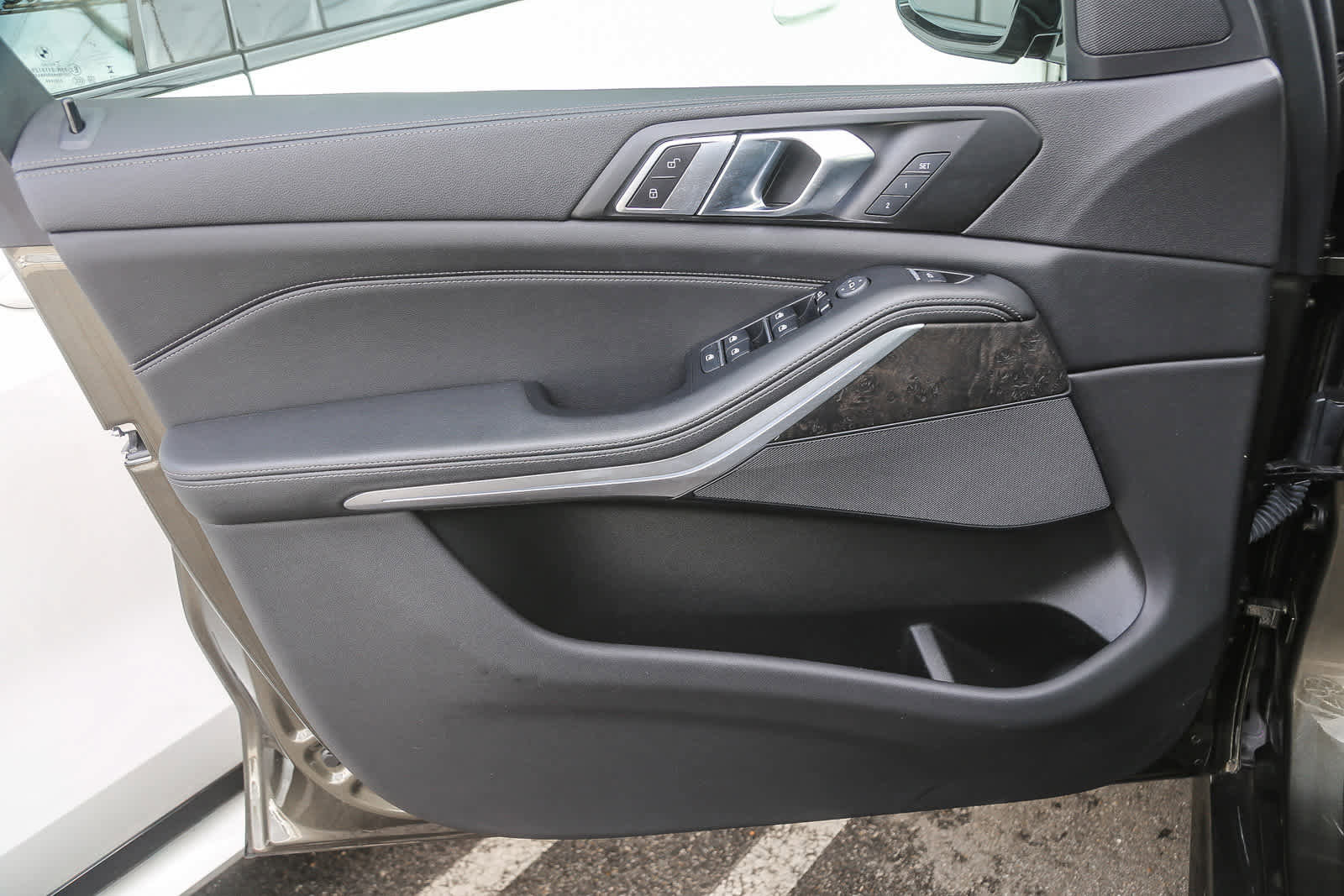 Certified 2023 BMW X5 sDrive40i w/ M Sport Package image 17