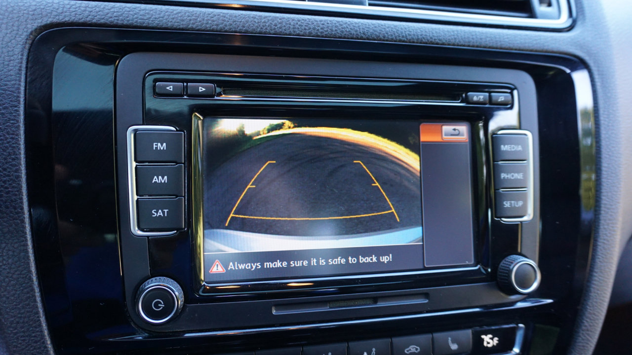 Used 2015 Volkswagen Jetta GLI SE image 17