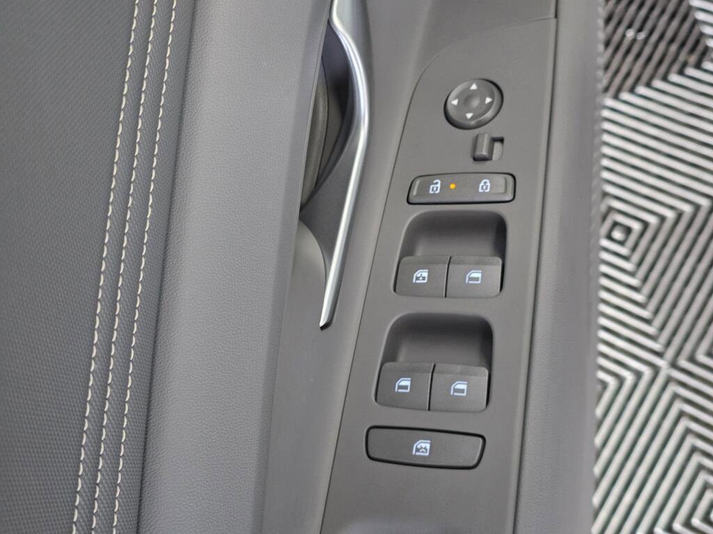 New 2026 Hyundai Elantra SEL Sport image 20