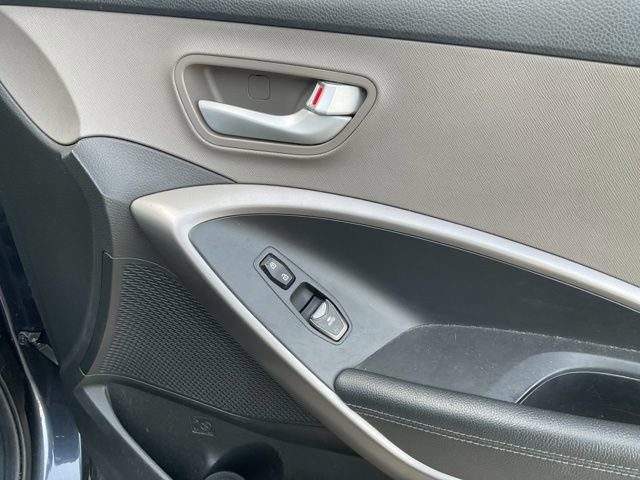 Used 2016 Hyundai Santa Fe Sport image 13