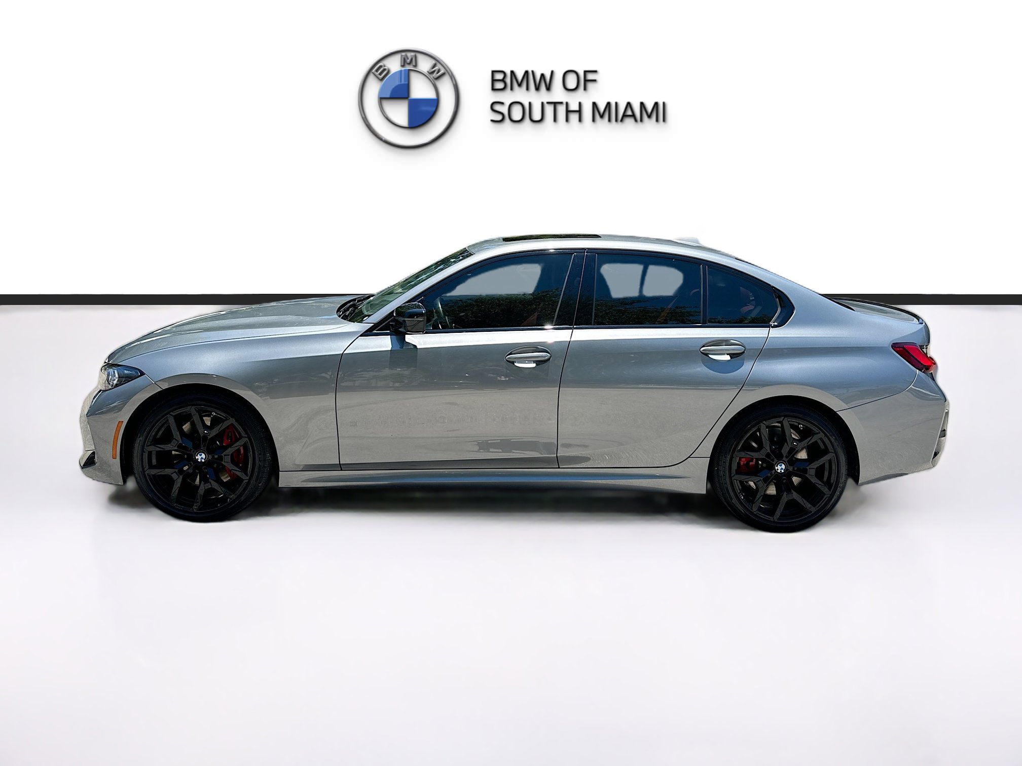 Certified 2025 BMW 330i Sedan w/ M Sport Package RWD image 4