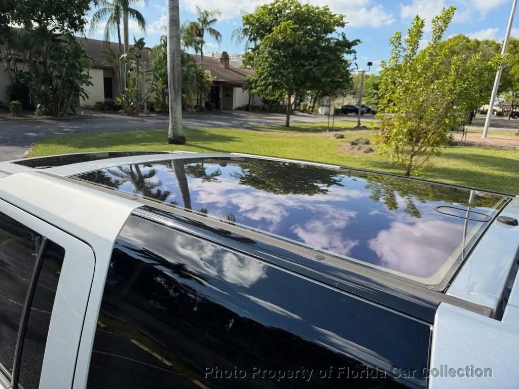 Used 2015 Land Rover LR4 HSE LUX image 28