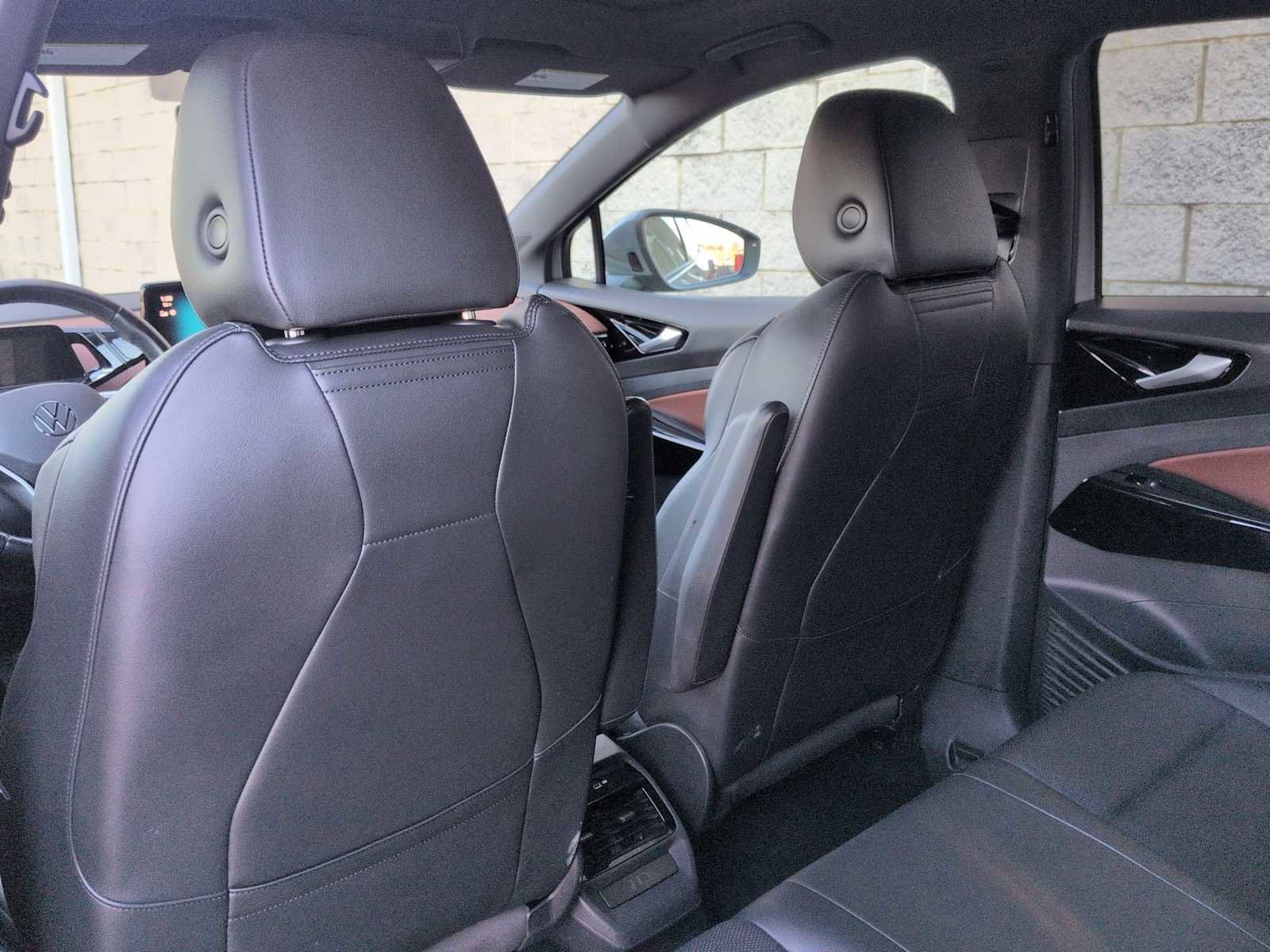 Used 2021 Volkswagen ID.4 Pro S image 19