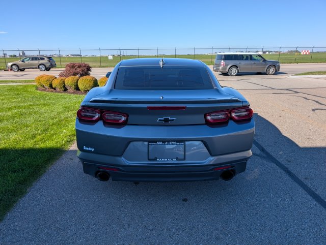 Used 2021 Chevrolet Camaro LT w/ Technology Package RWD image 7