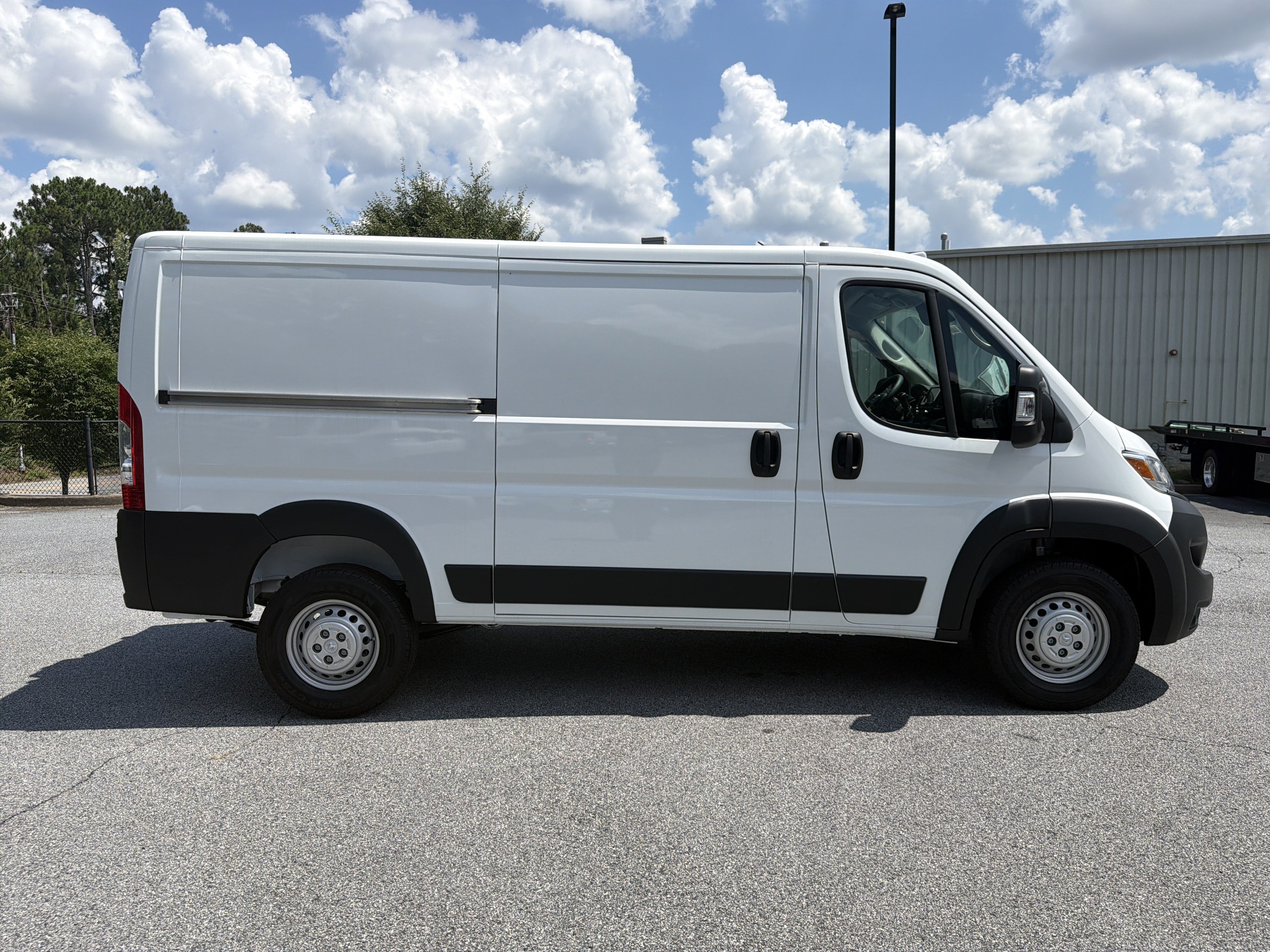New 2026 RAM ProMaster 1500 w/ Convenience Group FWD image 9