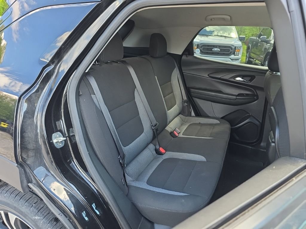 Used 2023 Chevrolet TrailBlazer LT w/ Convenience Package AWD/4WD image 15