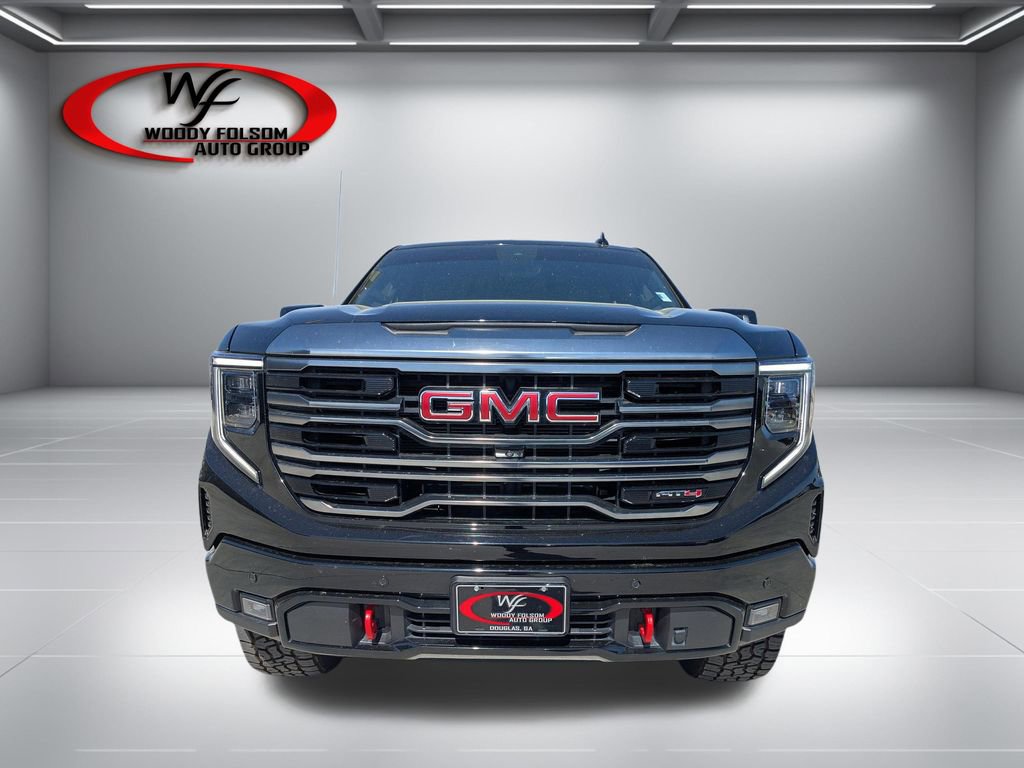 Used 2024 GMC Sierra 1500 AT4 w/ Technology Package AWD/4WD image 9
