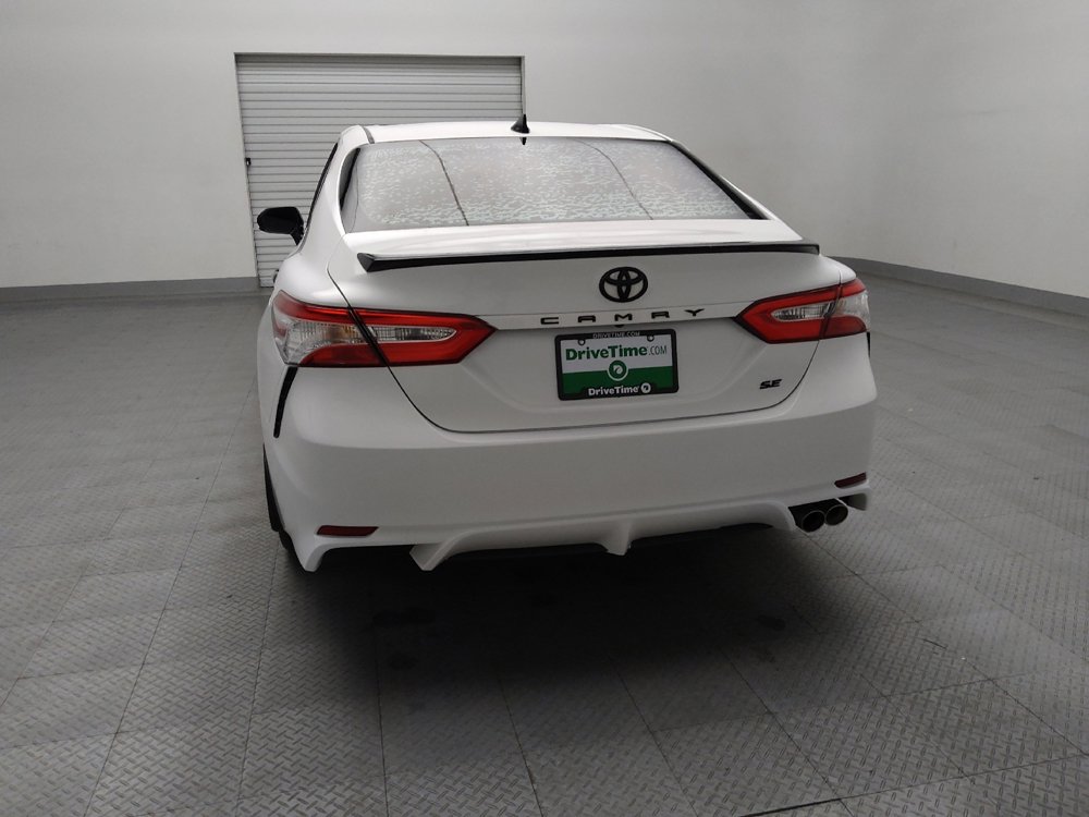 Used 2020 Toyota Camry SE image 6