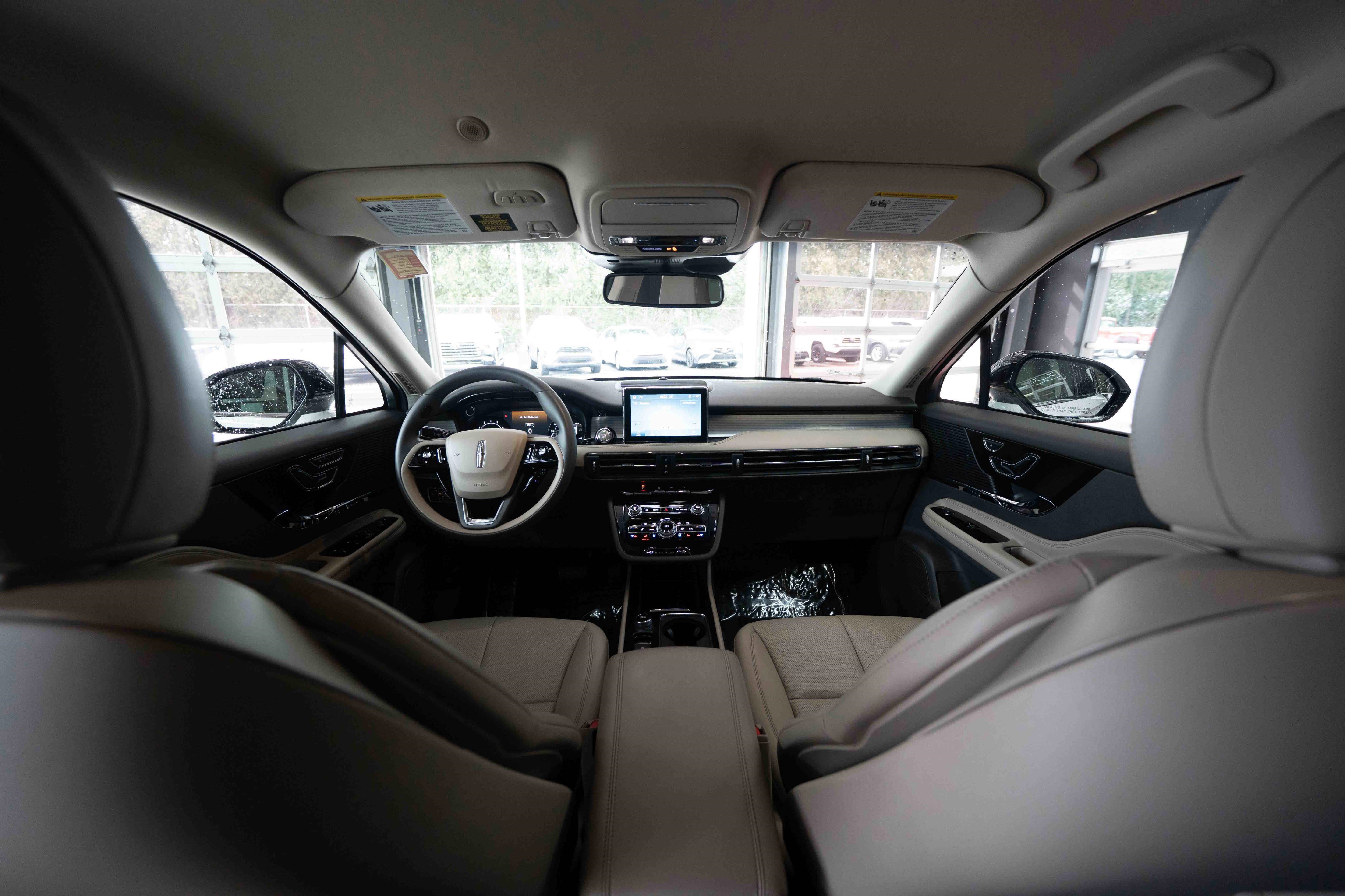 Used 2022 Lincoln Corsair AWD w/ Equipment Group 101A image 19