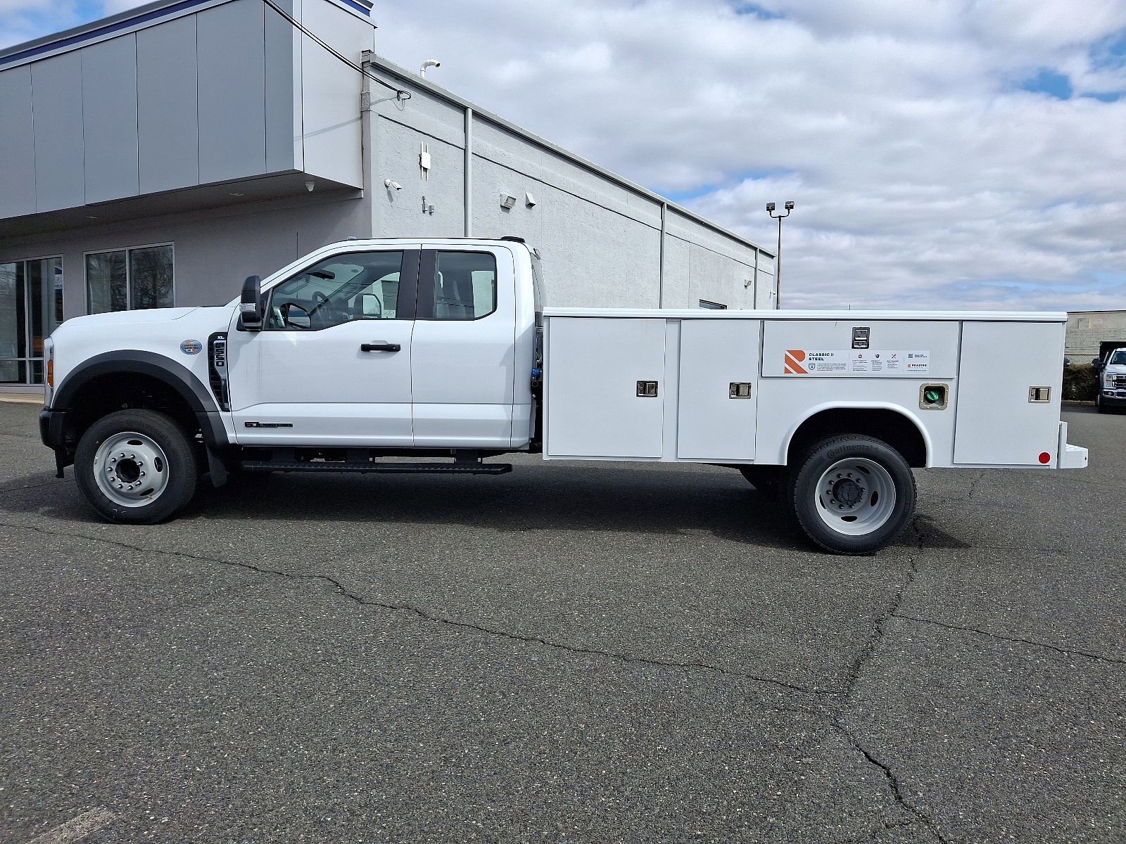 New 2024 Ford F550 2WD SuperCab Super Duty image 3
