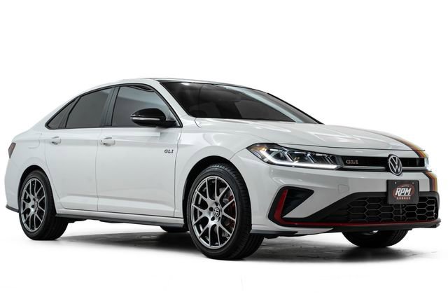 Used 2025 Volkswagen Jetta GLI Autobahn image 5