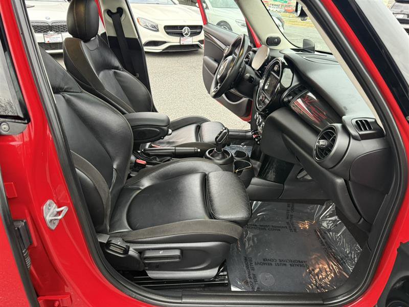 Used 2021 MINI Cooper S image 12