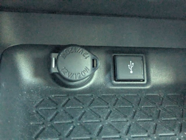 Certified 2020 Toyota RAV4 LE FWD image 23