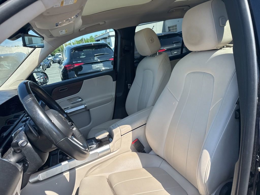 Used 2022 Mercedes-Benz GLB 250 4MATIC image 5
