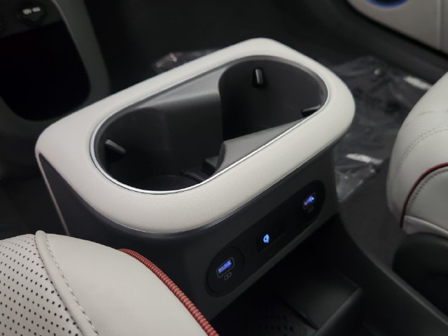 Certified 2023 Hyundai Ioniq 5 Limited AWD/4WD image 29