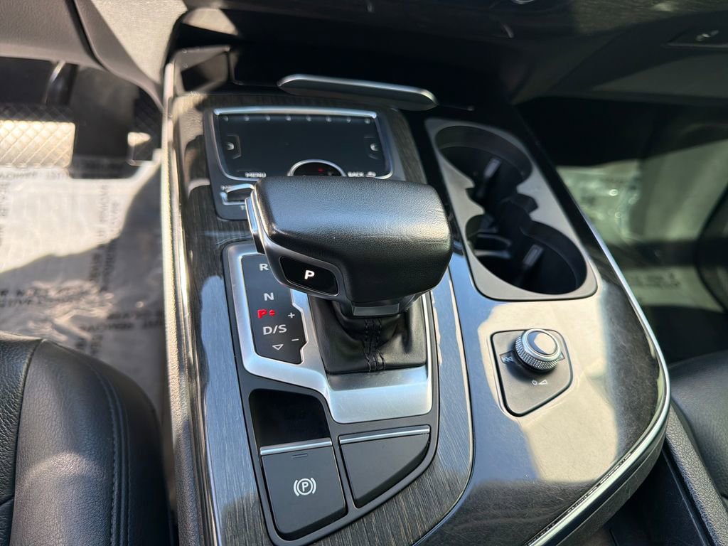 Used 2019 Audi Q7 3.0T Premium Plus w/ Premium Plus Package AWD/4WD image 26