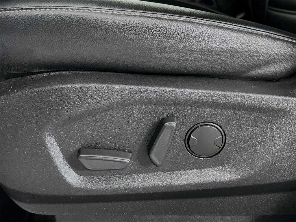 Used 2023 Ford Edge SEL image 23