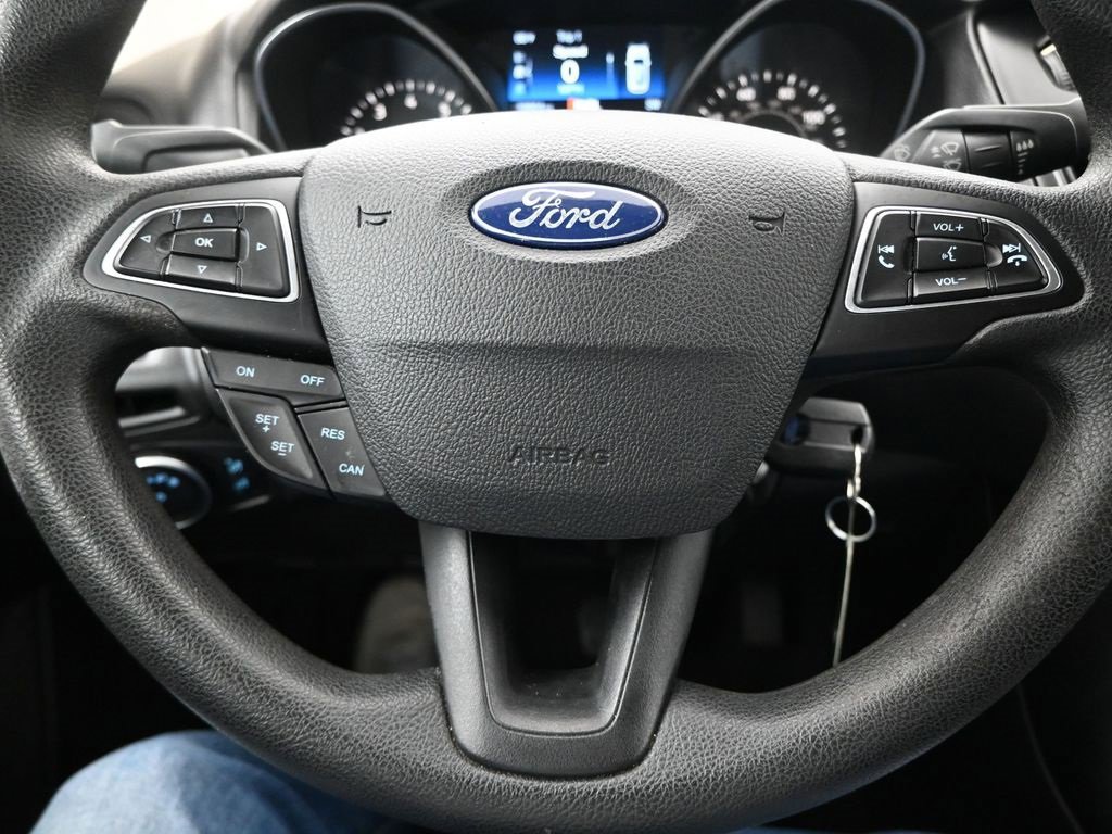 Used 2018 Ford Focus SE image 23