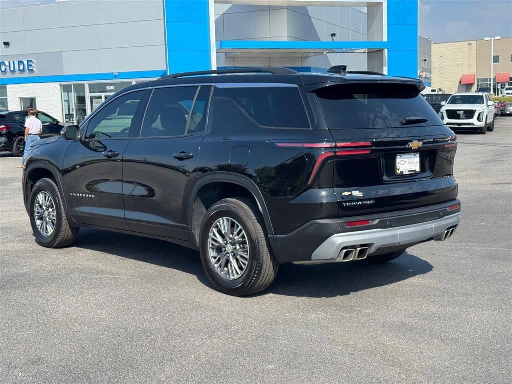Used 2026 Chevrolet Traverse LT w/ LPO, Floor Liner Package image 5