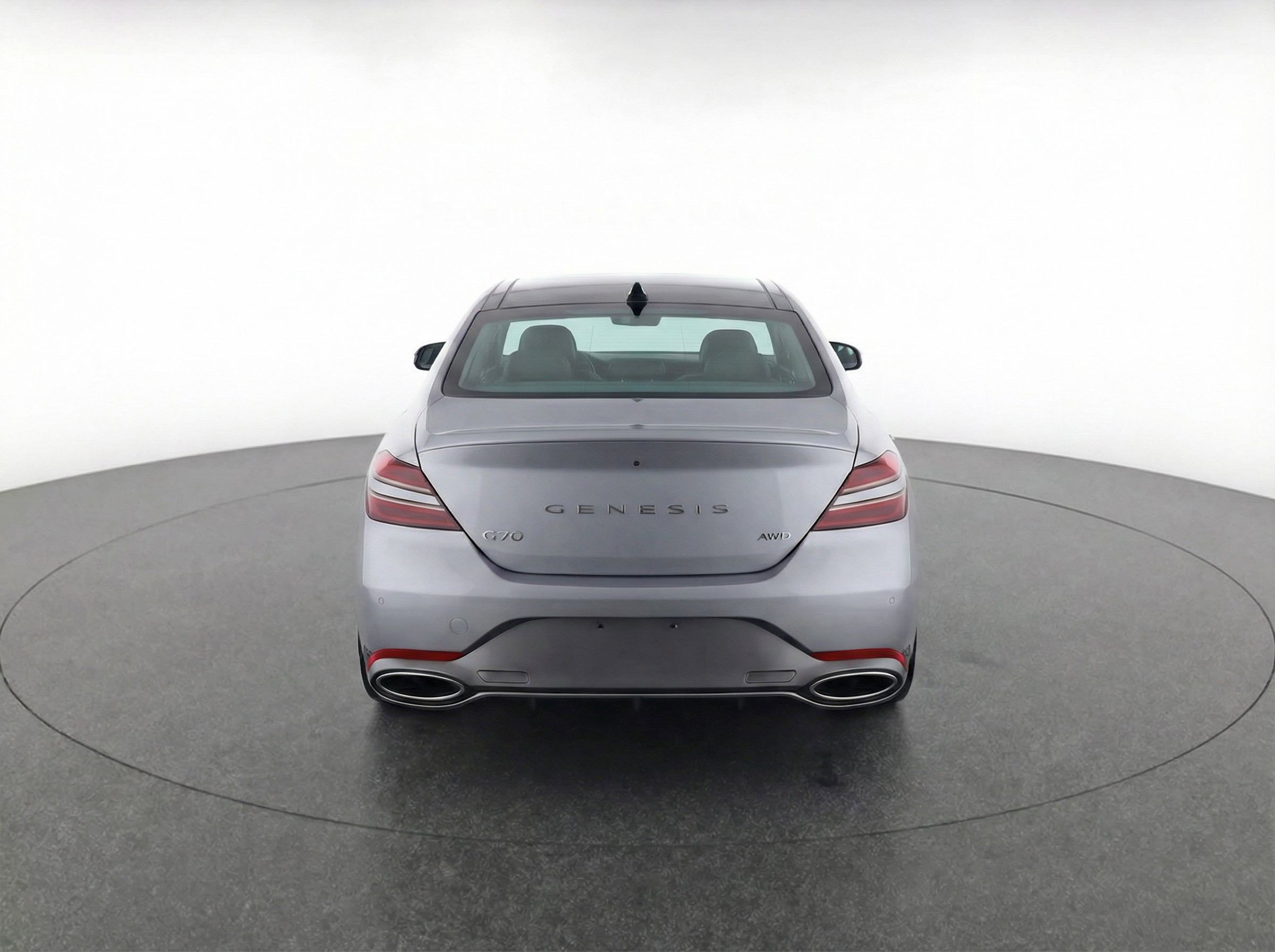 Used 2025 Genesis G70 2.5T image 7